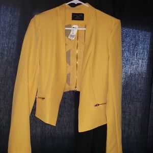 Love Tree yellow jacket